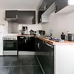 Epinat - Centre & Parking * فيشي