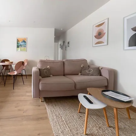 Epinat - Centre & Parking