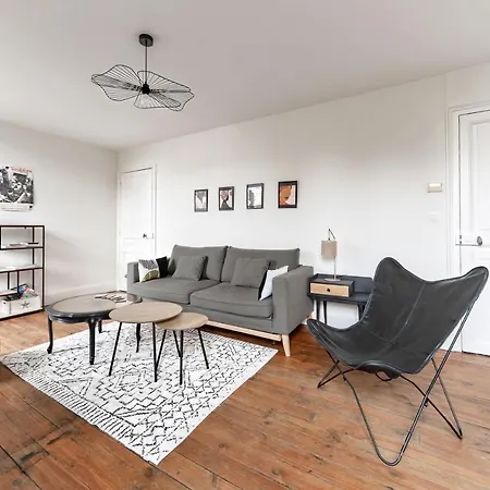 Apartament Epinat - Centre & Parking