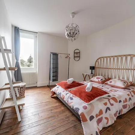 Epinat - Centre & Parking וישי