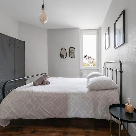 Epinat - Centre & Parking *