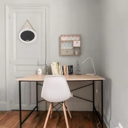 Epinat - Centre & Parking Apartmán