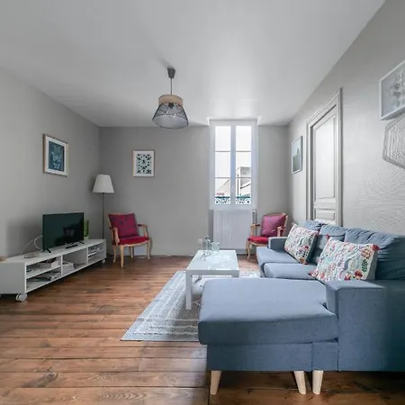 Epinat - Centre & Parking Виши