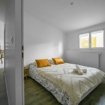 Epinat - Centre & Parking * Vichy