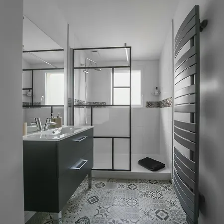 Epinat - Centre & Parking * Vichy