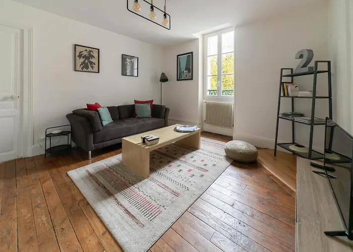 Epinat - Centre & Parking Apartmán